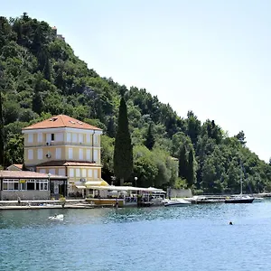 Bed & Breakfast Bed&breakfast Eva, Omisalj