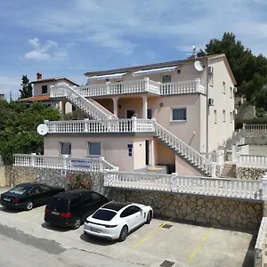 Rosmarin Apartman
