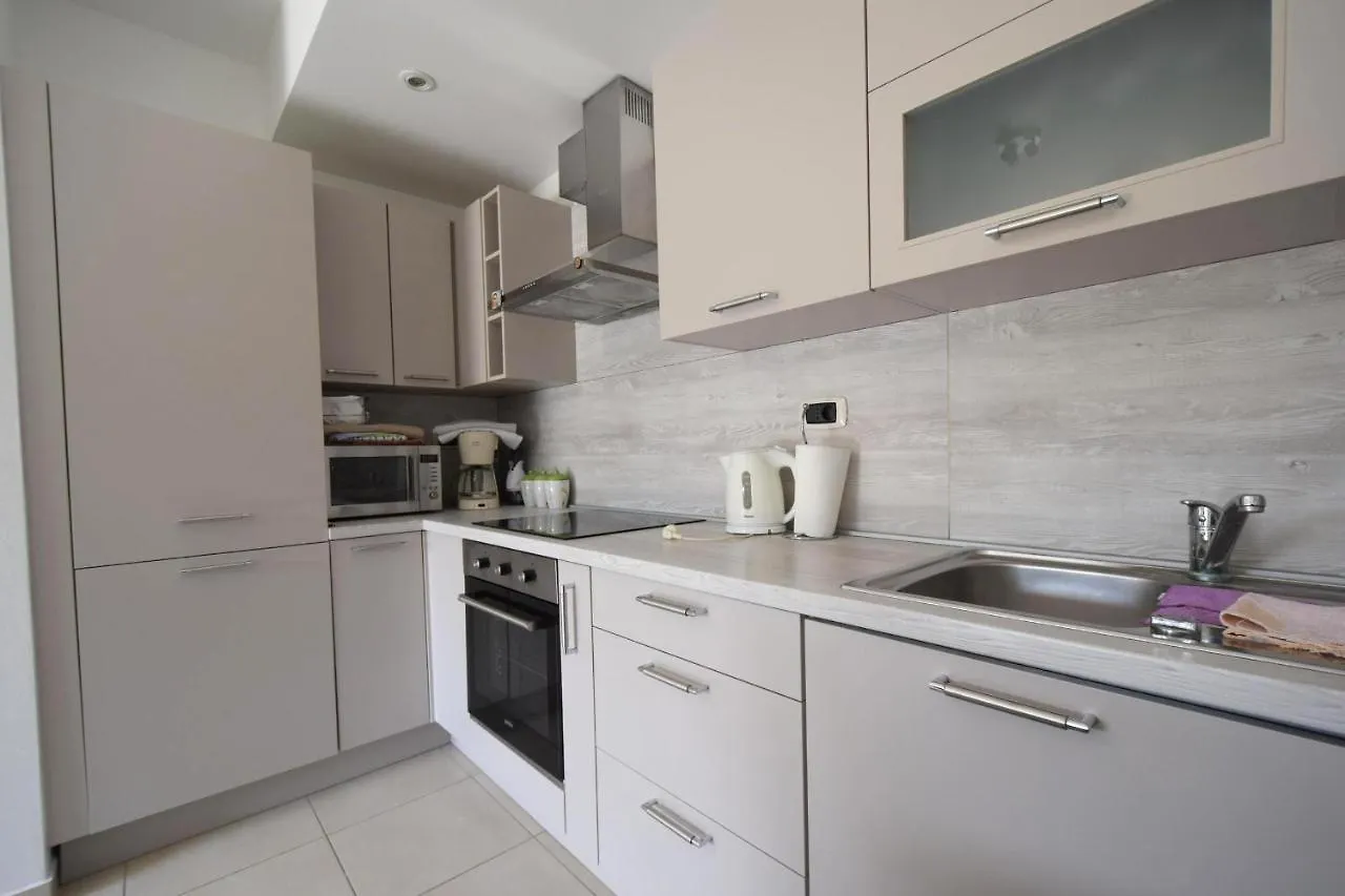 Apartment Nevena Omisalj Croatia