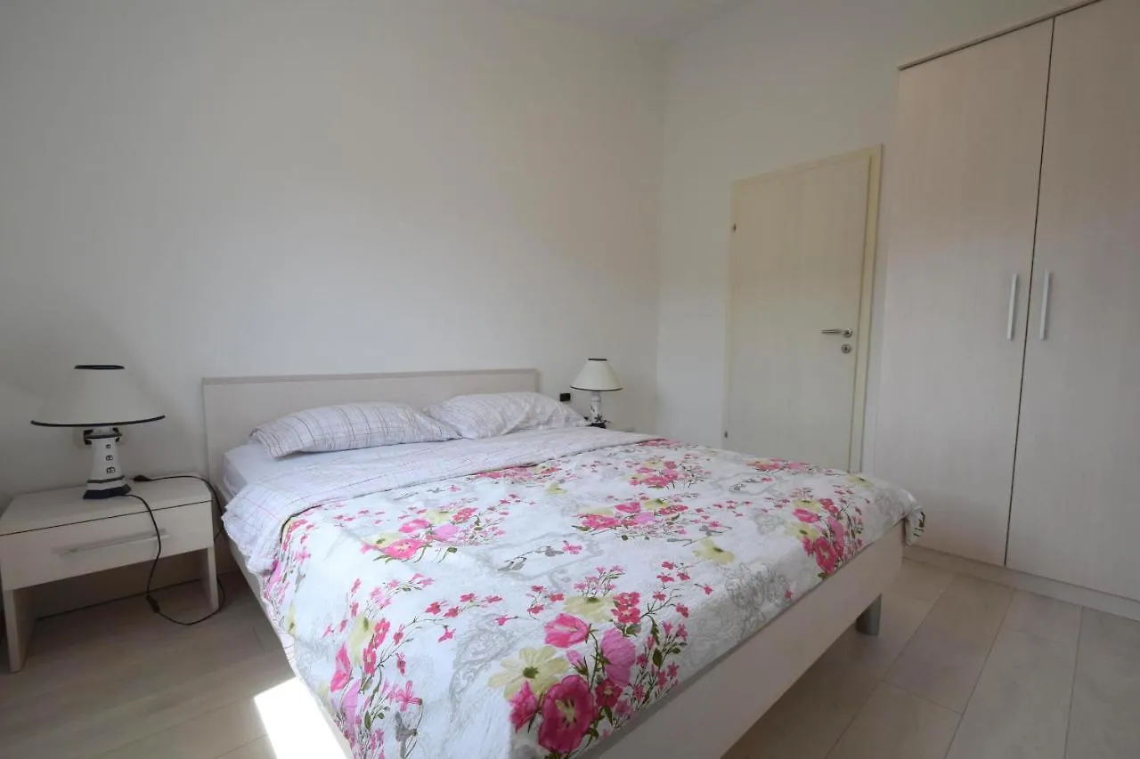 Apartment Nevena Omisalj 0*,  Croatia