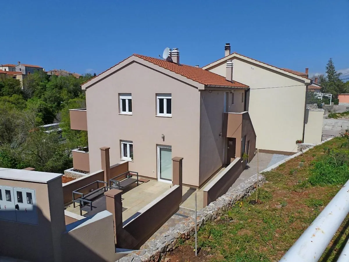 Apartment Nevena Omisalj Croatia